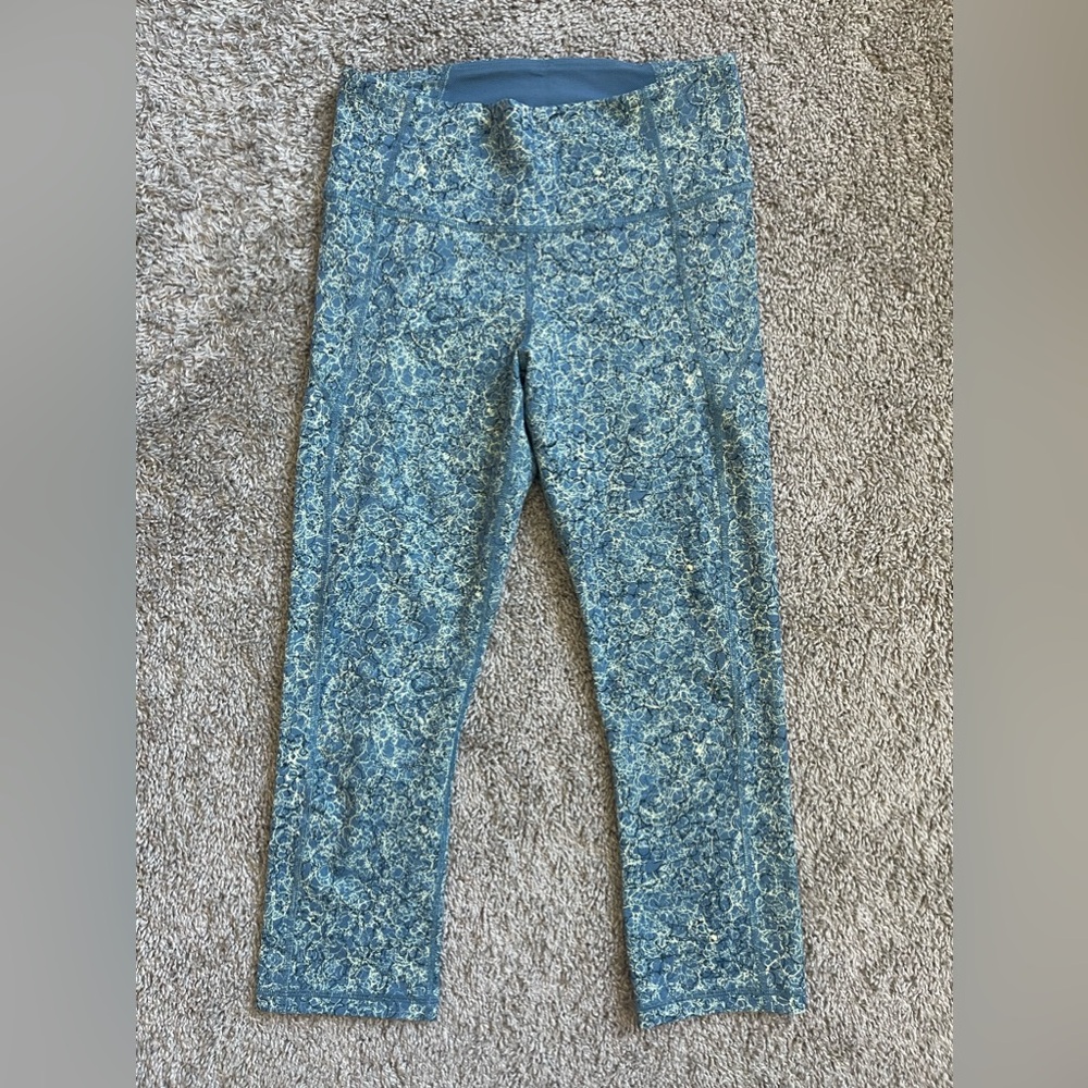 Under Armour Printed Capri Women M
